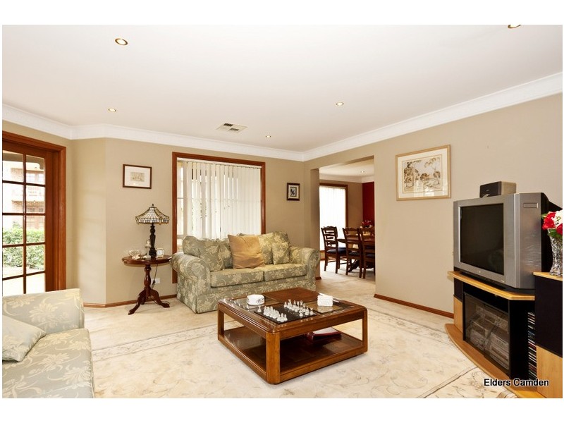 19 Macarthur Circuit, Camden Park NSW 2570