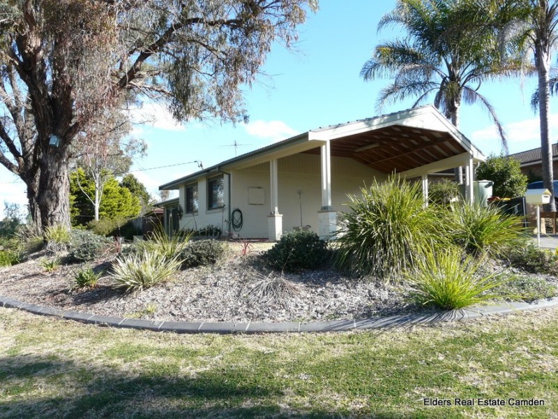 2 Sturt Place, Camden South NSW 2570