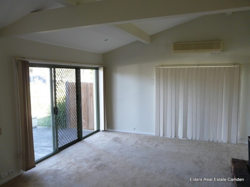 2 Sturt Place, Camden South NSW 2570