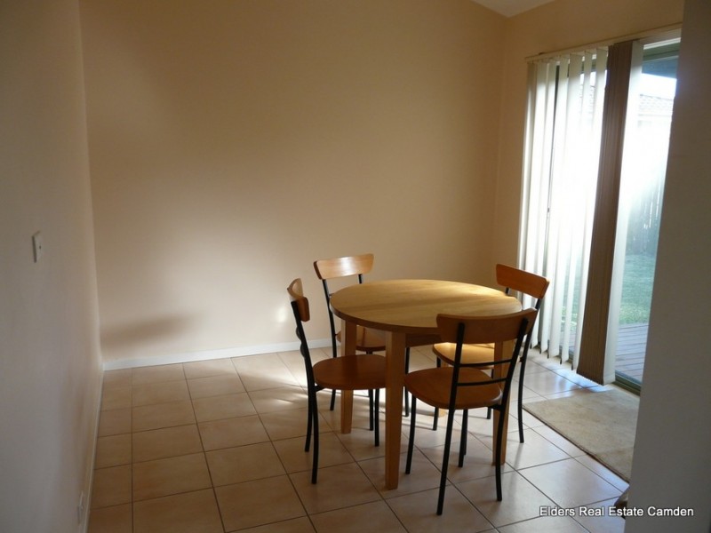 2 Sturt Place, Camden South NSW 2570