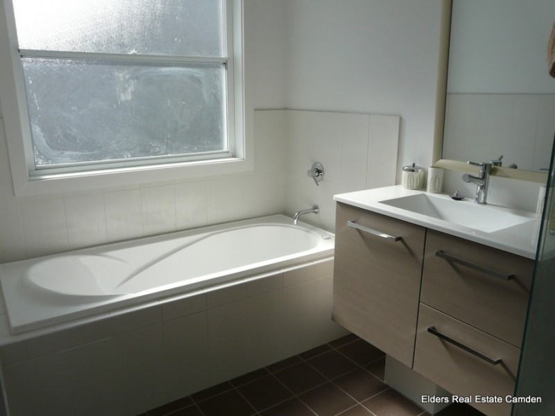 5 Grimes Avenue, Camden NSW 2570