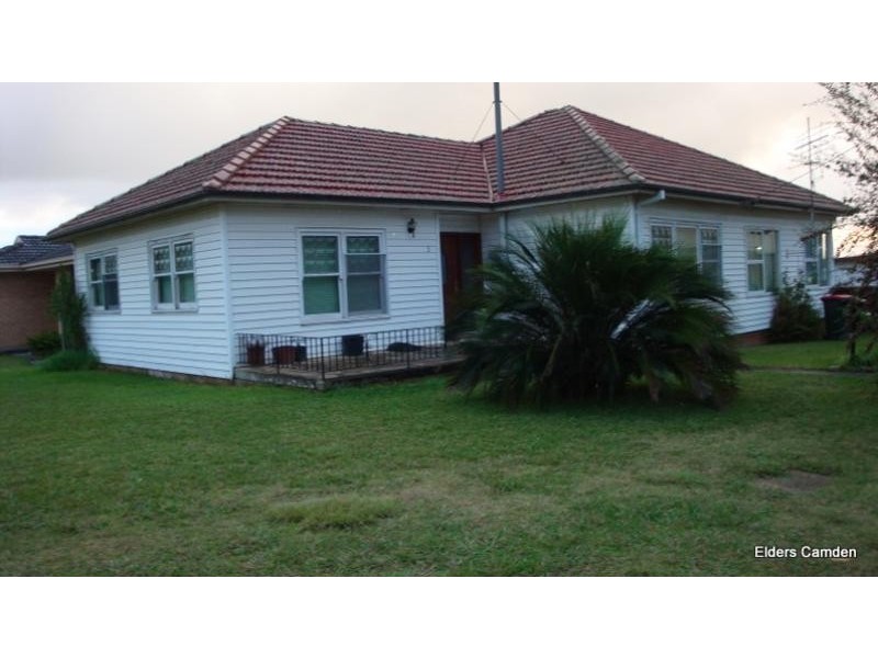 2 Wilson Crescent, Narellan NSW 2567