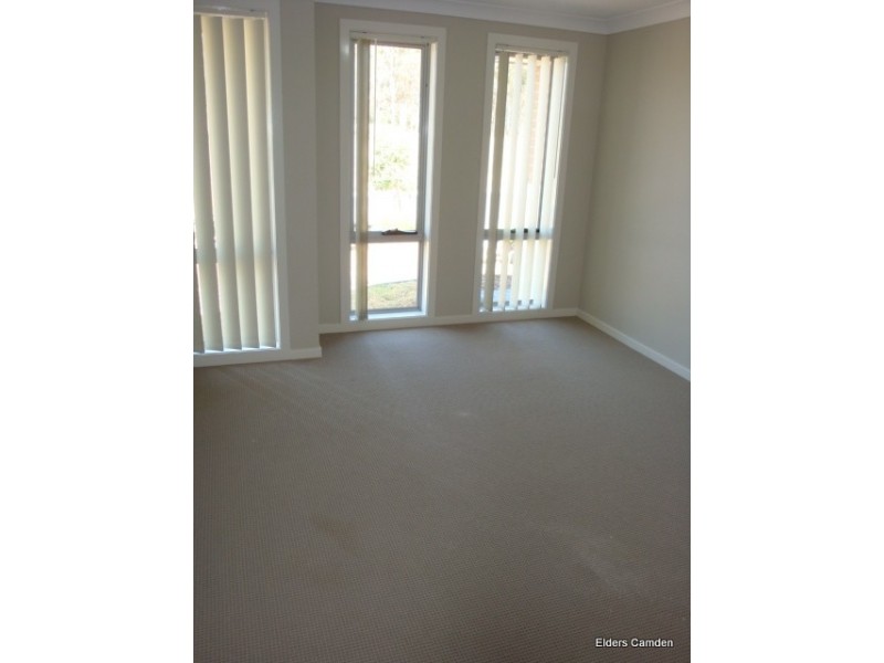 284 South Circuit, Oran Park NSW 2570