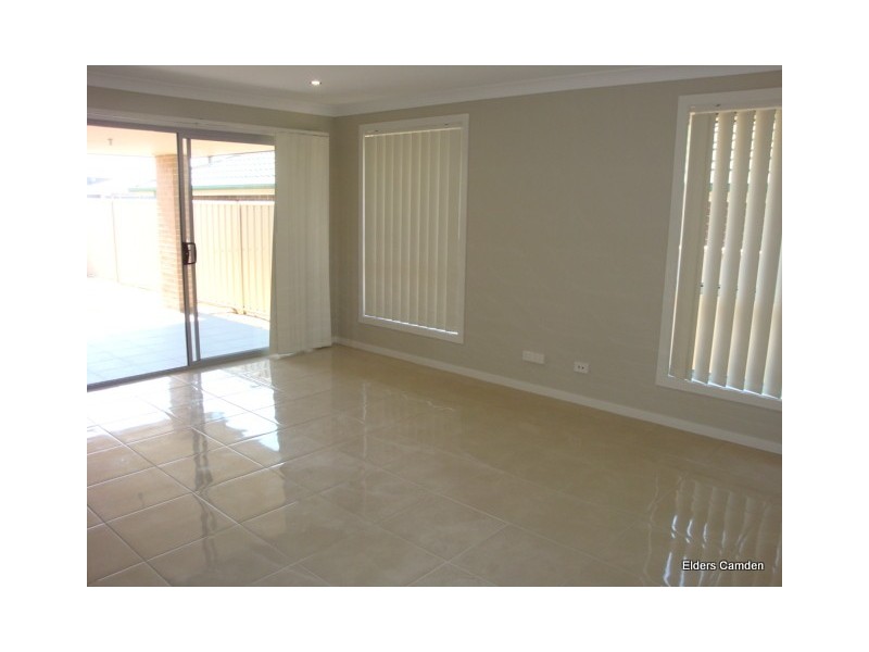 284 South Circuit, Oran Park NSW 2570