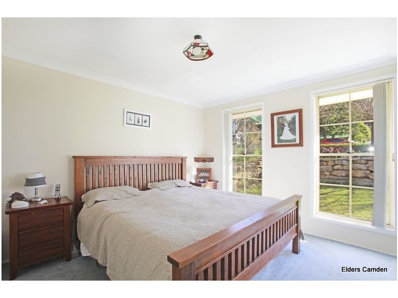 18 Merlin Street, The Oaks NSW 2570