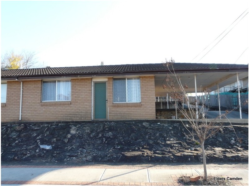 2/15 VIEW STREET, Camden NSW 2570