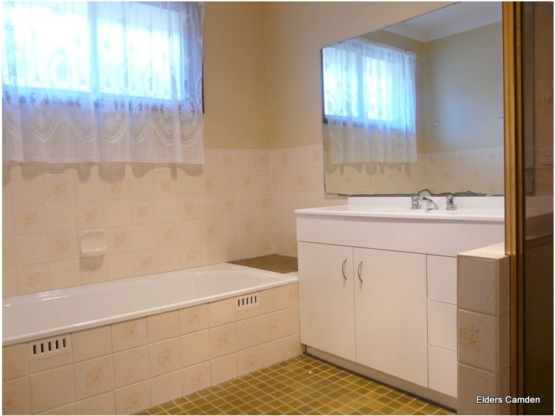 10/14 Reeve Place, Camden South NSW 2570