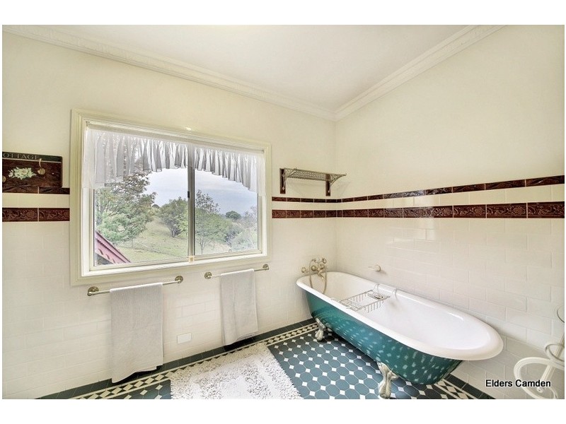 225 Old Razorback Road, Razorback NSW 2571