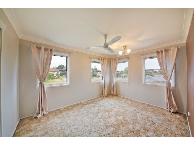1/36 Macquarie Avenue, Camden NSW 2570