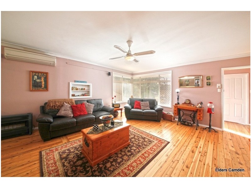 24 Ulmarra Avenue, Camden South NSW 2570