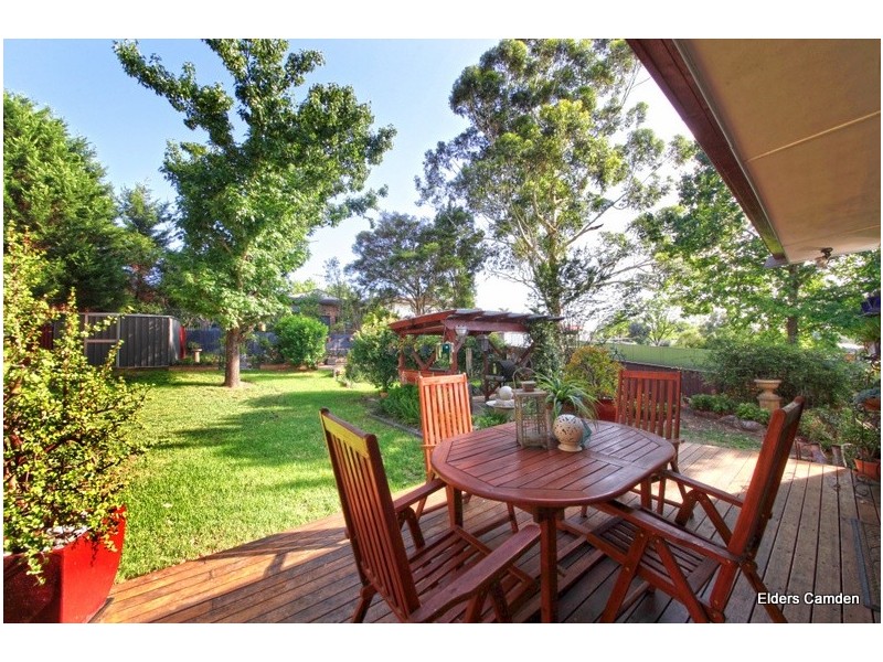 24 Ulmarra Avenue, Camden South NSW 2570