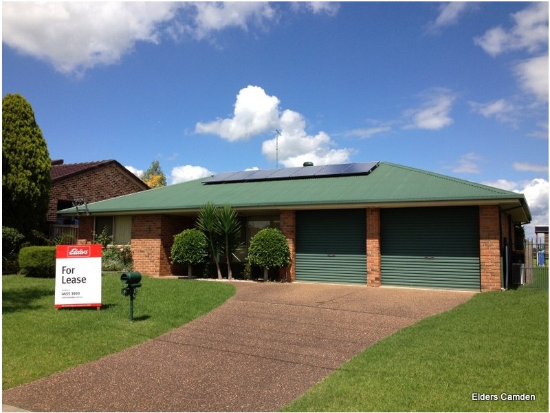 31 Devitt Crescent, The Oaks NSW 2570