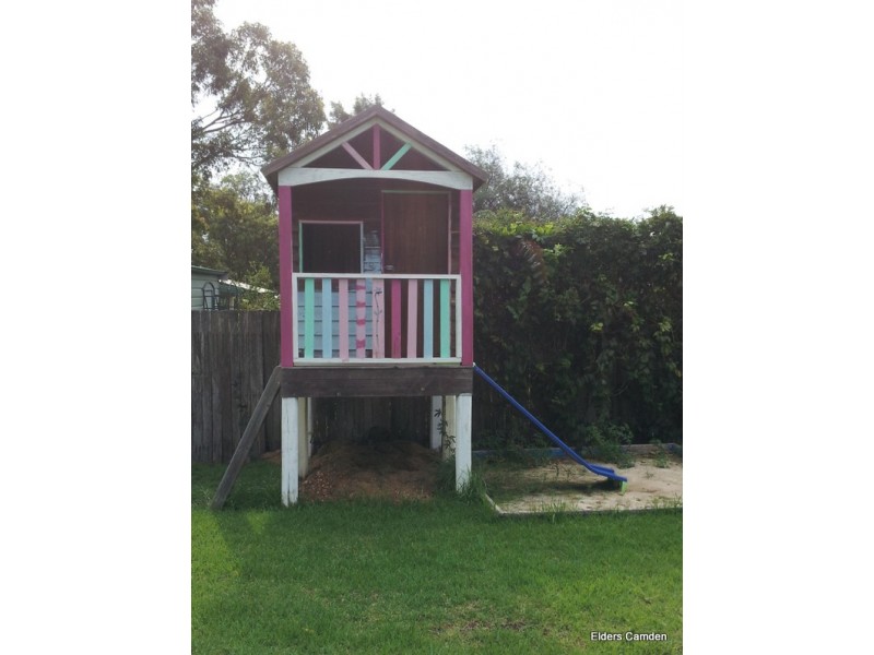 31 Devitt Crescent, The Oaks NSW 2570