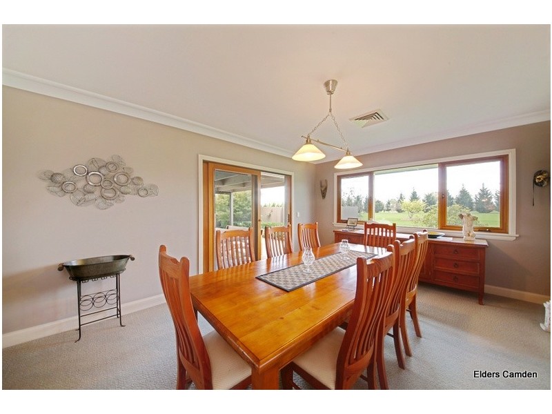 20 Mount View Close, Razorback NSW 2571