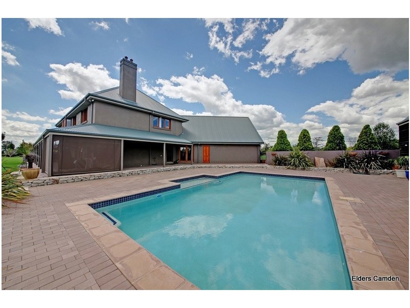 20 Mount View Close, Razorback NSW 2571