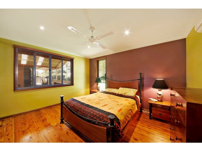 1 William Dowle Place, Grasmere NSW 2570