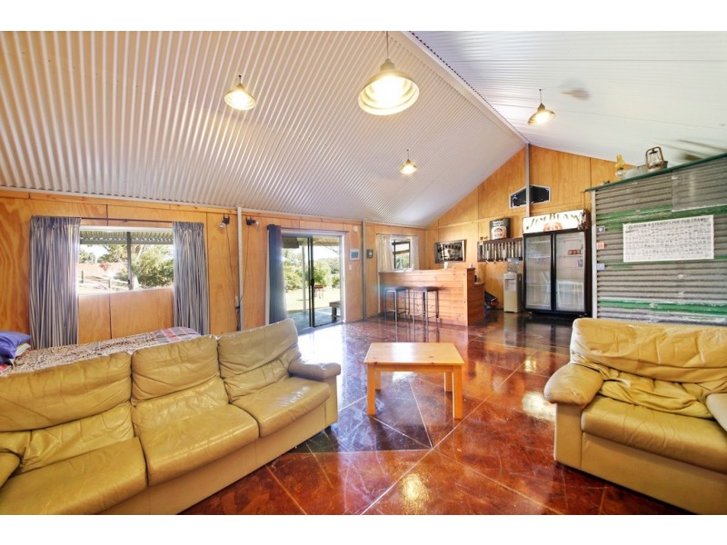 1 William Dowle Place, Grasmere NSW 2570