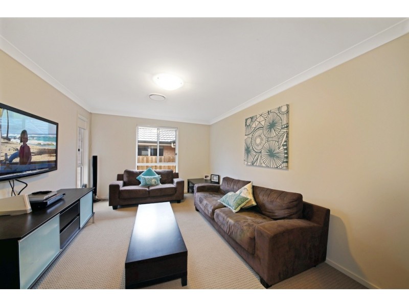 18 Greenfield Crescent, Elderslie NSW 2570