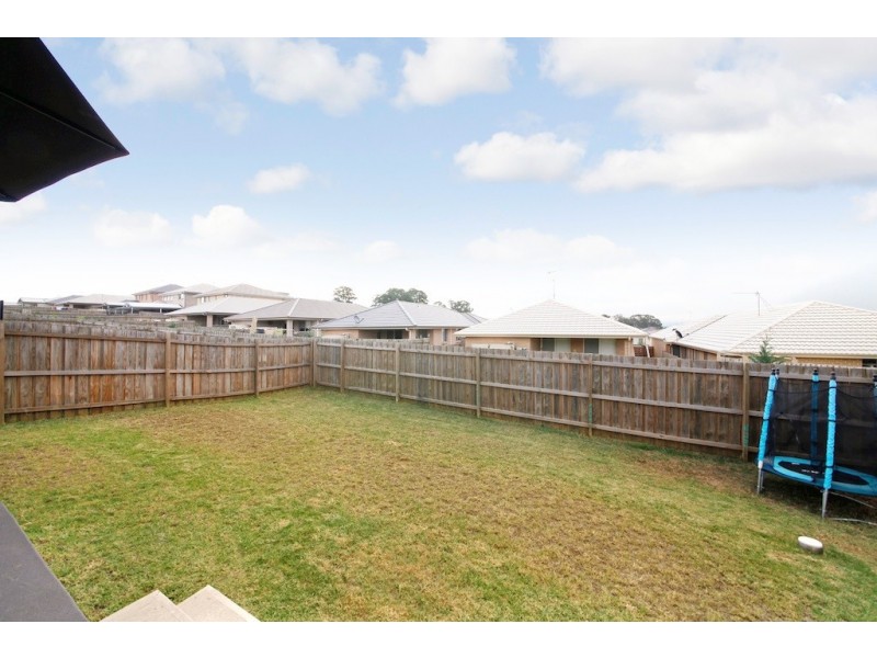 18 Greenfield Crescent, Elderslie NSW 2570