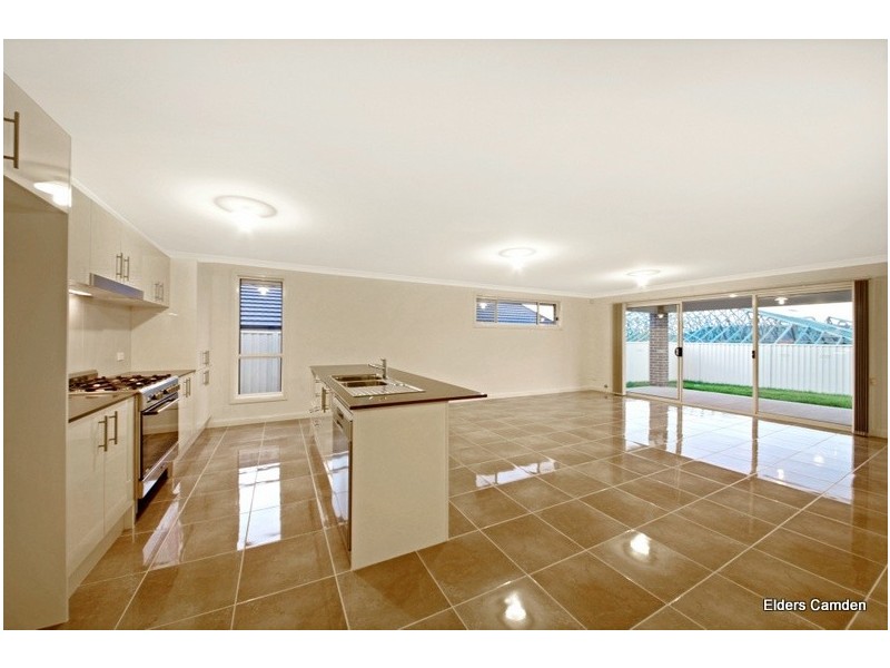 90 Commelina Drive, Mount Annan NSW 2567