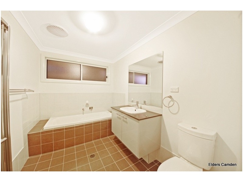 90 Commelina Drive, Mount Annan NSW 2567