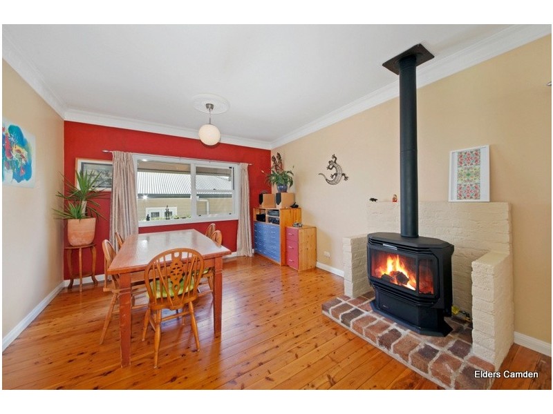 7 River Road, Elderslie NSW 2570