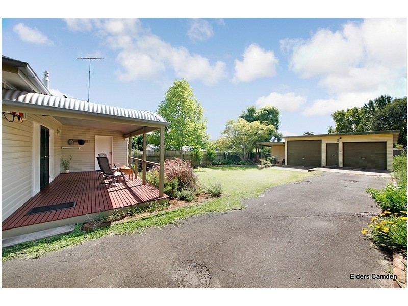 7 River Road, Elderslie NSW 2570