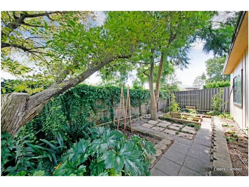 7 River Road, Elderslie NSW 2570