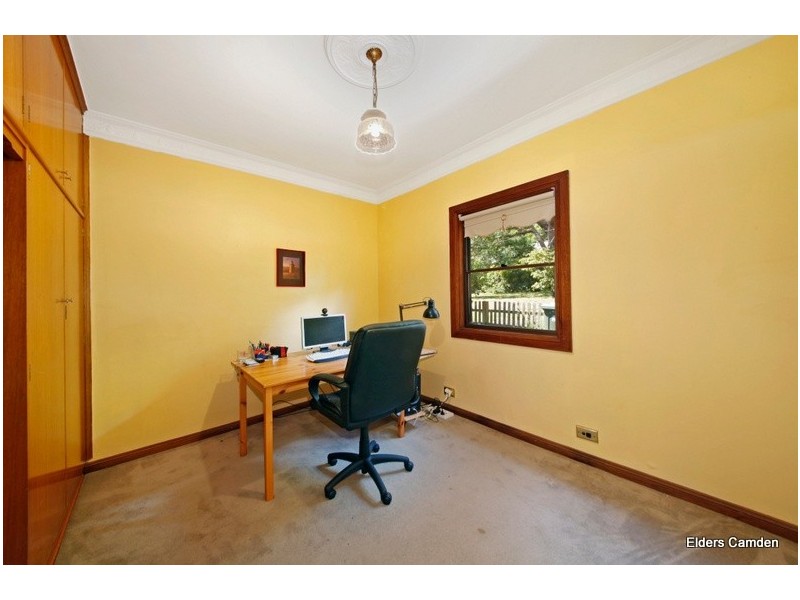 7 River Road, Elderslie NSW 2570