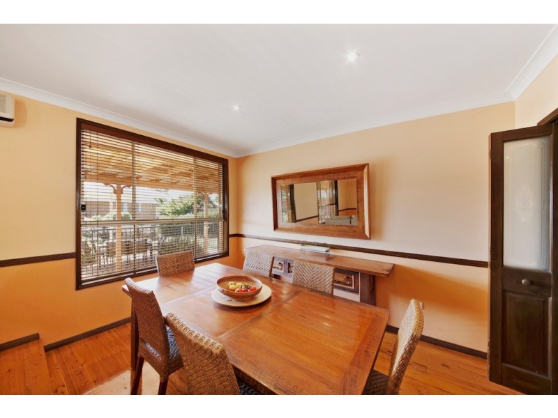 1 William Dowle Place, Grasmere NSW 2570