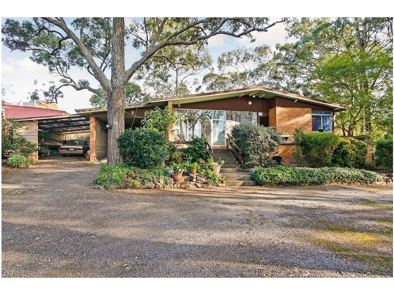 25 Elizabeth Macarthur Avenue, Camden South NSW 2570