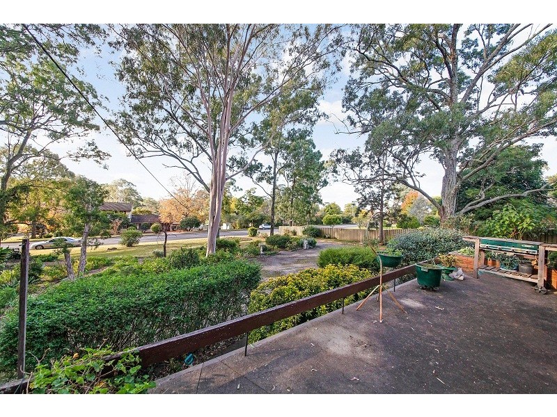25 Elizabeth Macarthur Avenue, Camden South NSW 2570