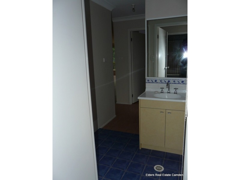 5 Gona Place, Mount Annan NSW 2567