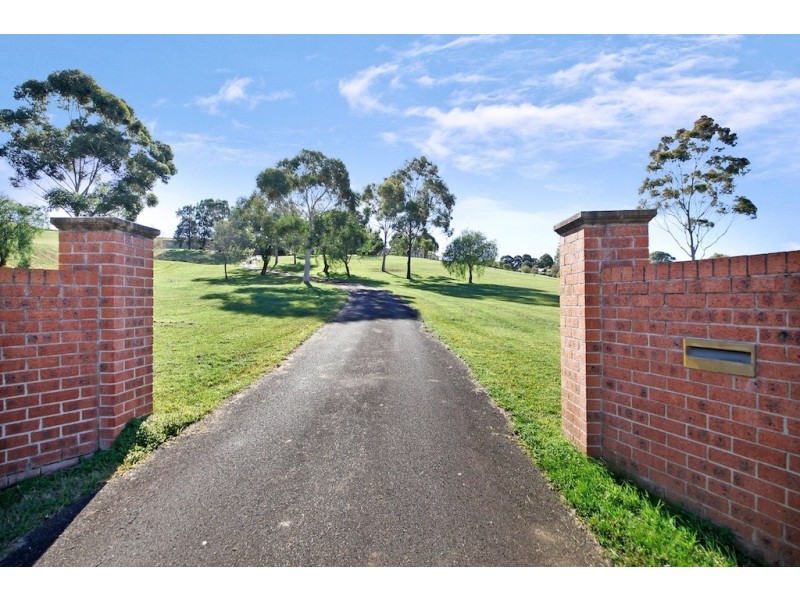 10 Hawkey Road, Menangle NSW 2568