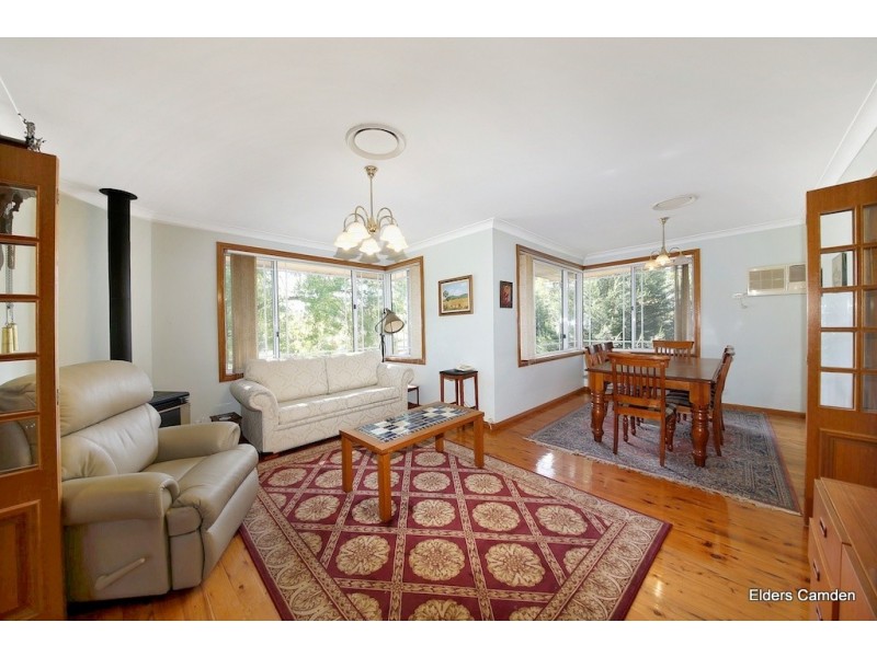 3 Elizabeth Macarthur Avenue, Camden South NSW 2570