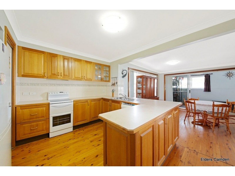 3 Elizabeth Macarthur Avenue, Camden South NSW 2570