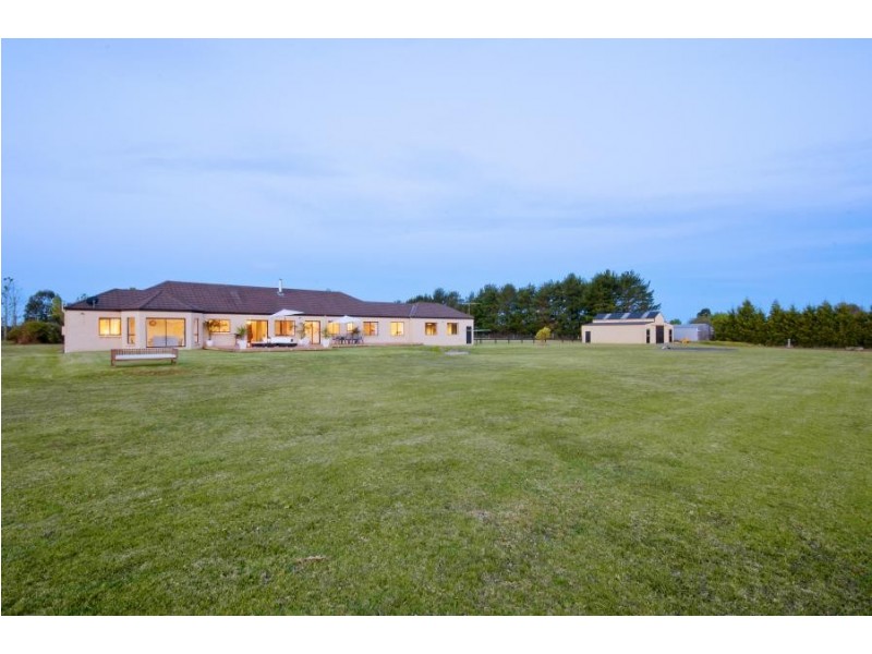 405 Mount Hercules Road, Razorback NSW 2571