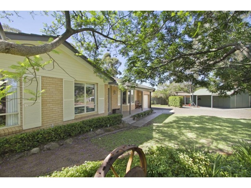 10 Araluen Place, Camden South NSW 2570
