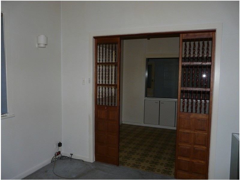 25 Elizabeth Macarthur Avenue, Camden South NSW 2570