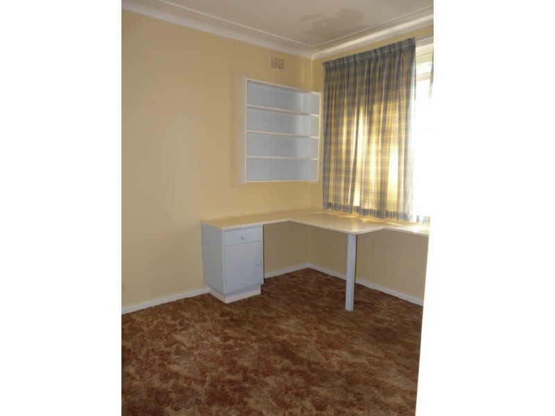 25 Elizabeth Macarthur Avenue, Camden South NSW 2570