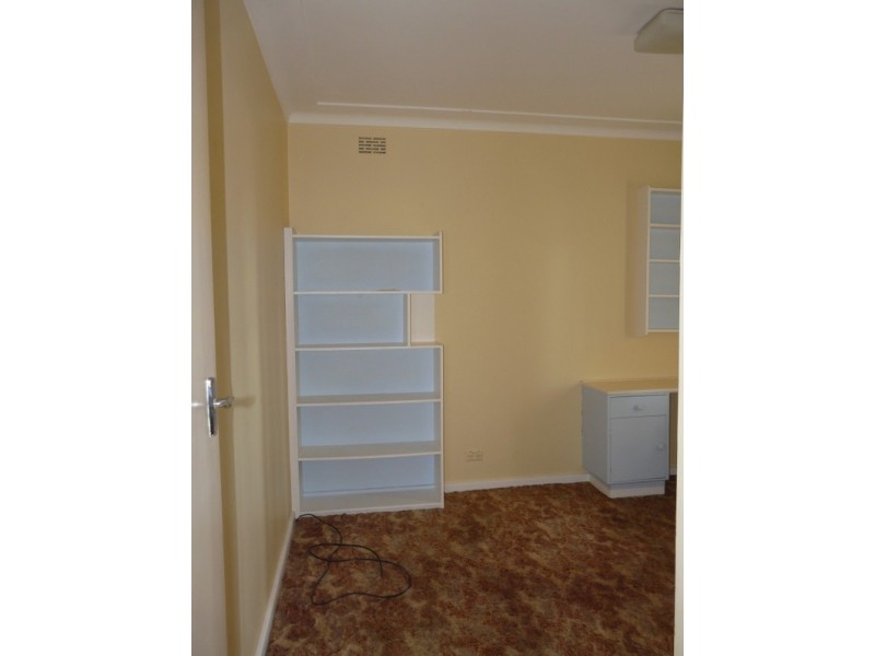 25 Elizabeth Macarthur Avenue, Camden South NSW 2570