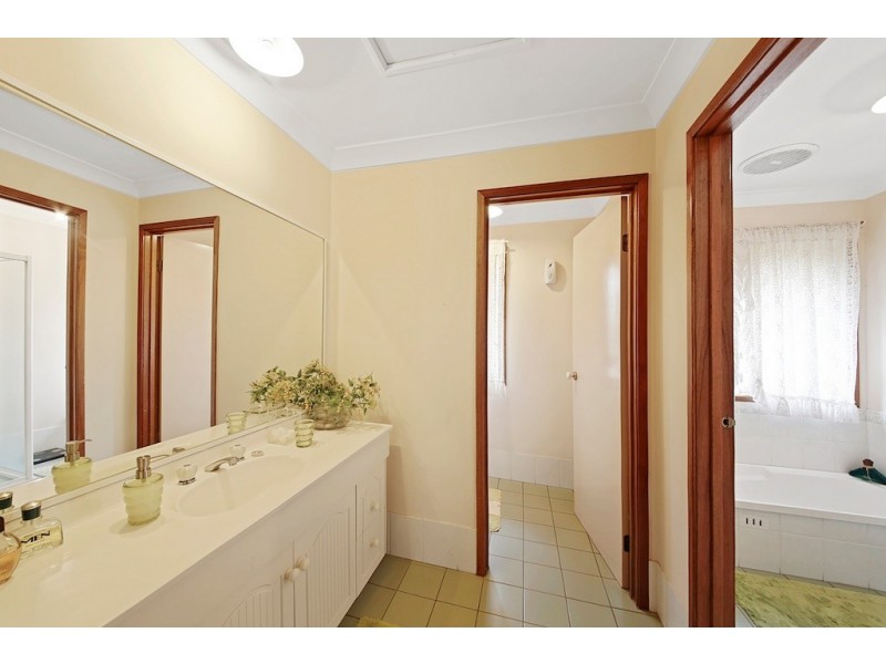 32 Hynes Place, Elderslie NSW 2570