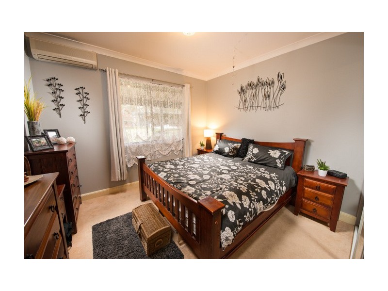 70 Kundabung Street, Belimbla Park NSW 2570