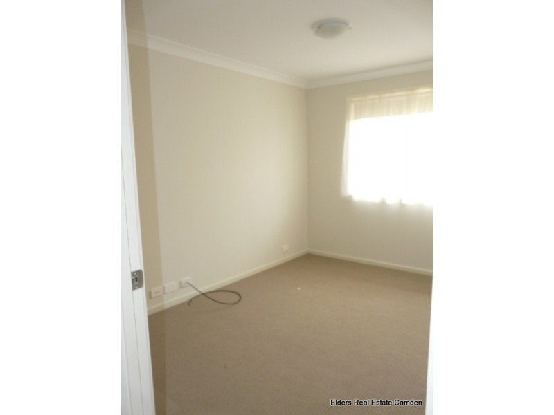 4 Kerrigan Crescent, Elderslie NSW 2570