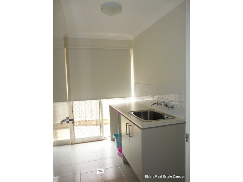 4 Kerrigan Crescent, Elderslie NSW 2570