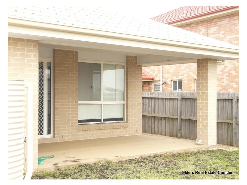 4 Kerrigan Crescent, Elderslie NSW 2570