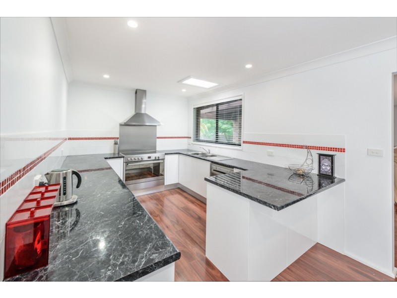 2 Kerry Place, Oakdale NSW 2570