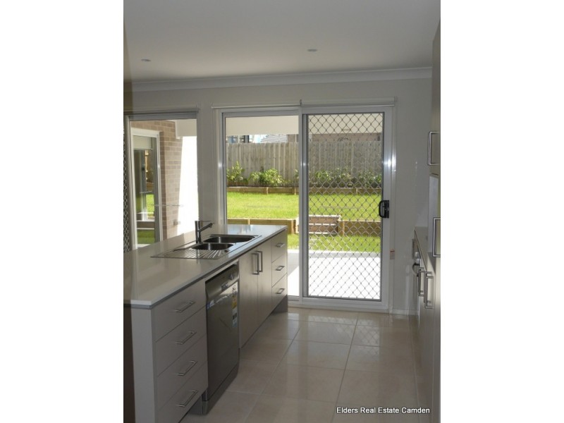 54 Greenfield Crescent, Elderslie NSW 2570