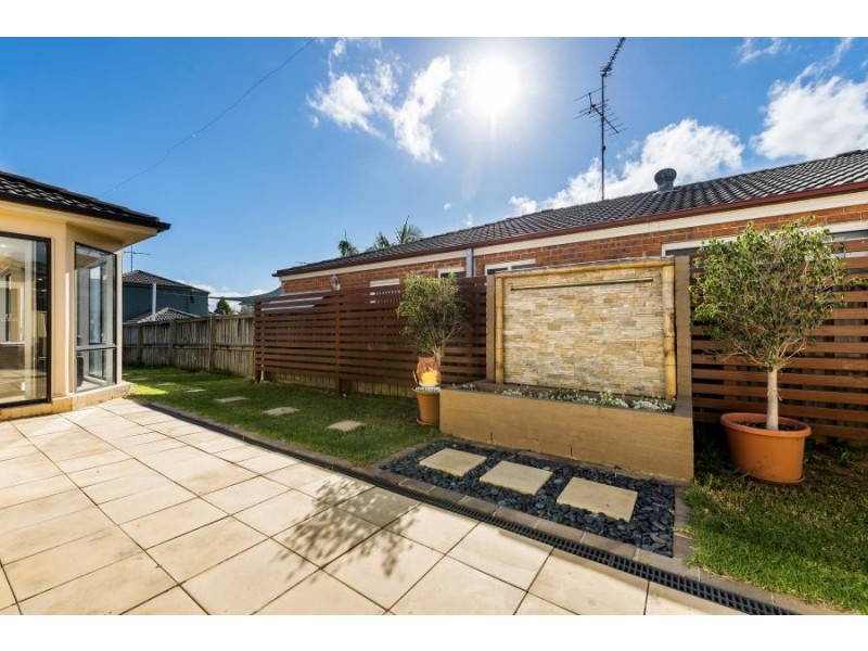 6 Spoonbill Way, Mount Annan NSW 2567