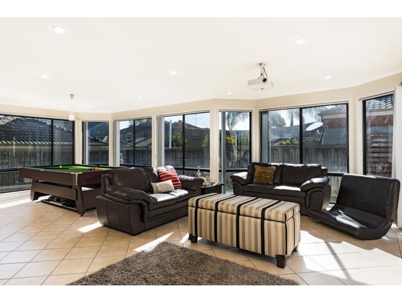 6 Spoonbill Way, Mount Annan NSW 2567